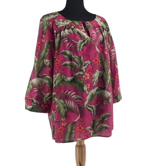 Tommy Bahama Tops - Tommy Bahama silk blend Blouse Top Pink Green Tropical Floral Vacation sz lg